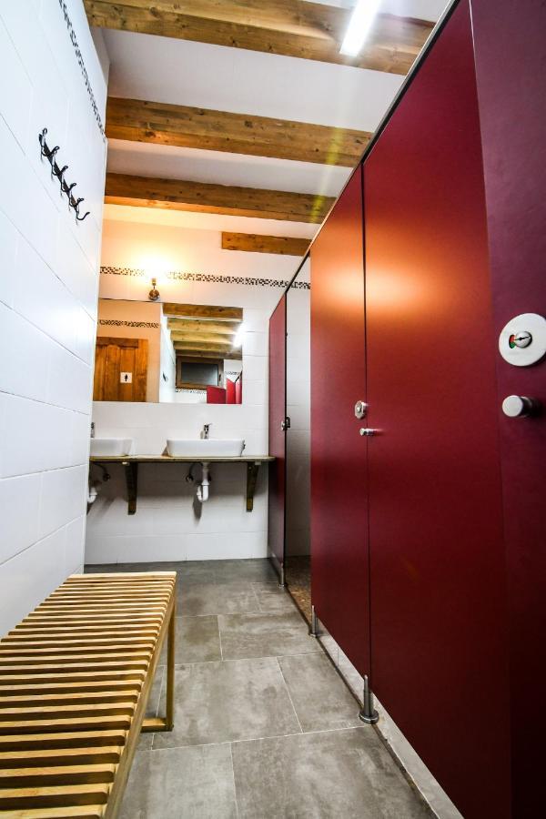 Acienleguas Hostel
