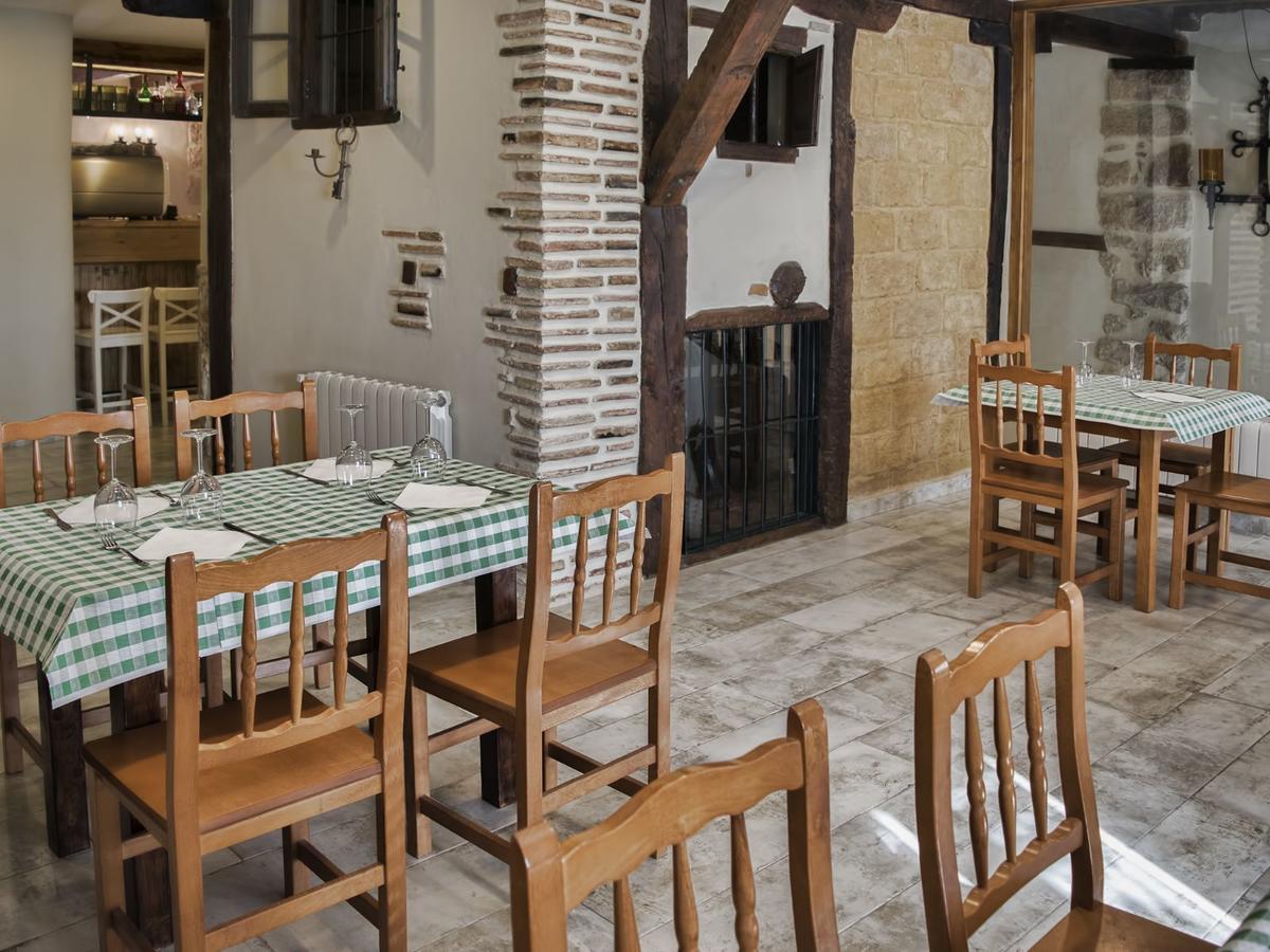 Acienleguas Hostal *
